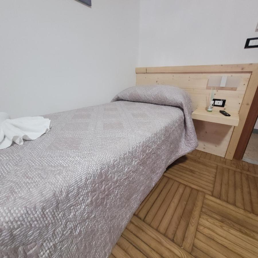 蒙特尼比尔斯小屋酒店 维纳迪奥 外观 照片