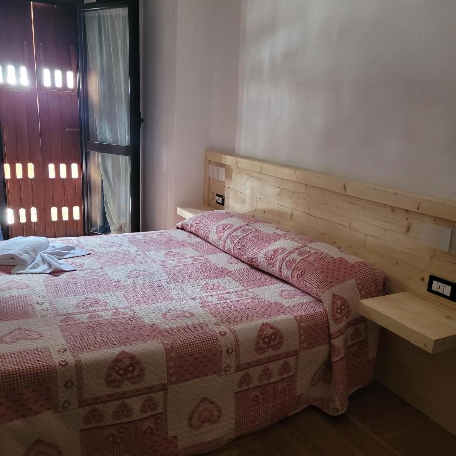 蒙特尼比尔斯小屋酒店 维纳迪奥 外观 照片